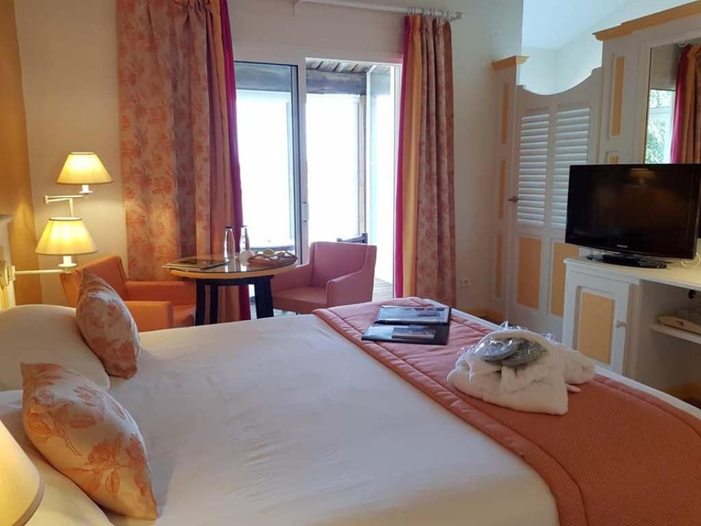 Hotel L' Estelle En Camargue Saintes-Maries-de-la-Mer Exterior photo